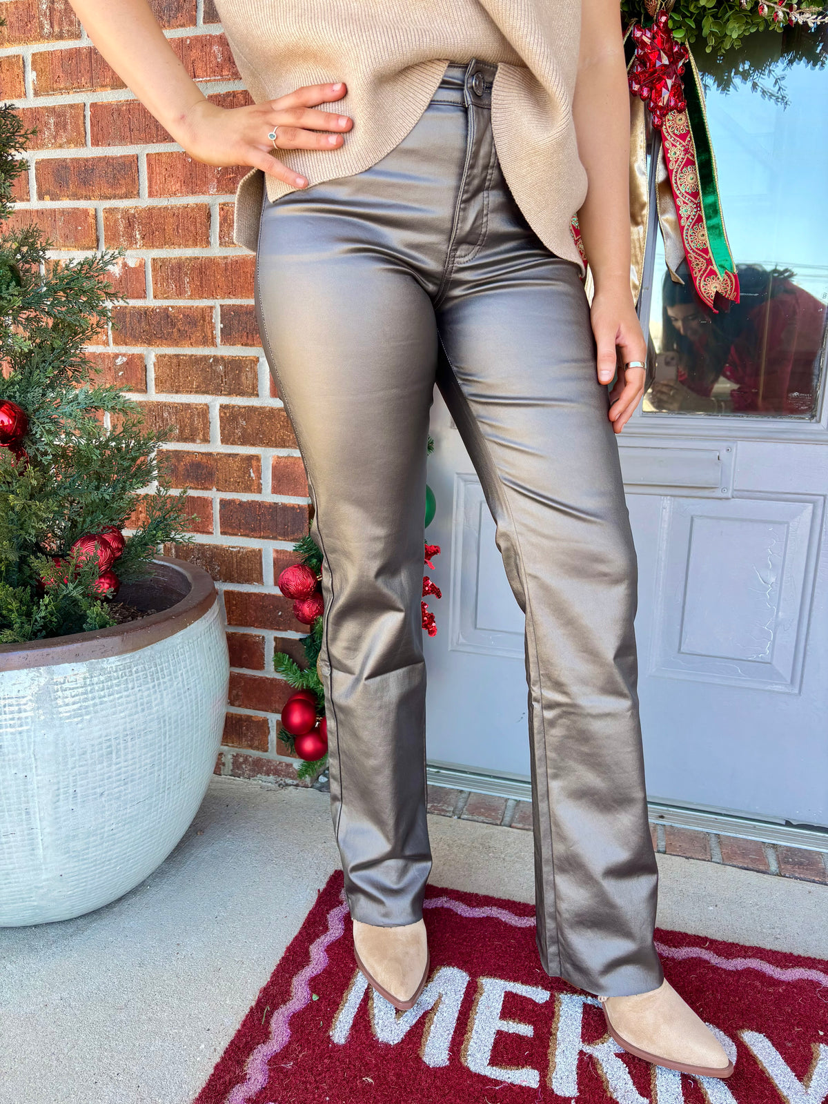 Kelly High Rise Fab Ab Kick Flare in Pearl Brown