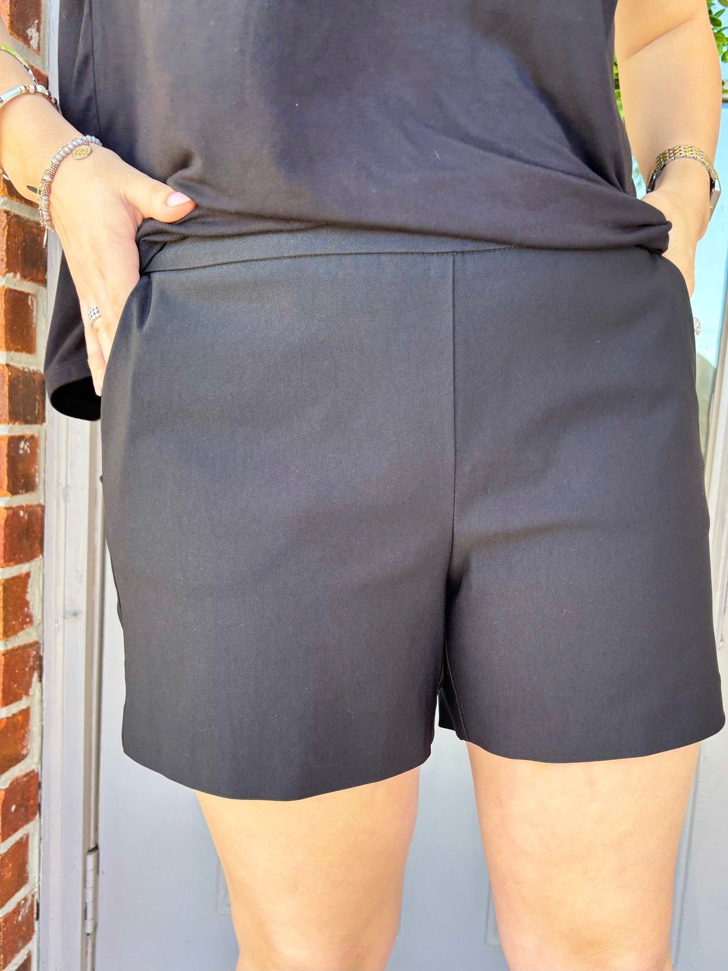 LISA TECHNO SHORT