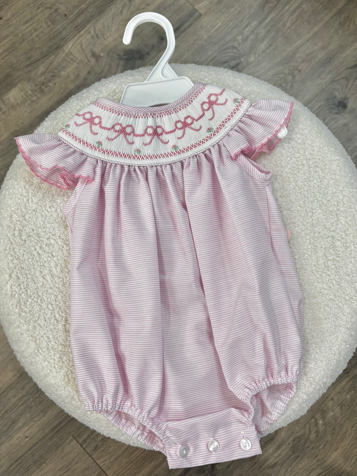 Ruffle Sleeve Bows Bubble