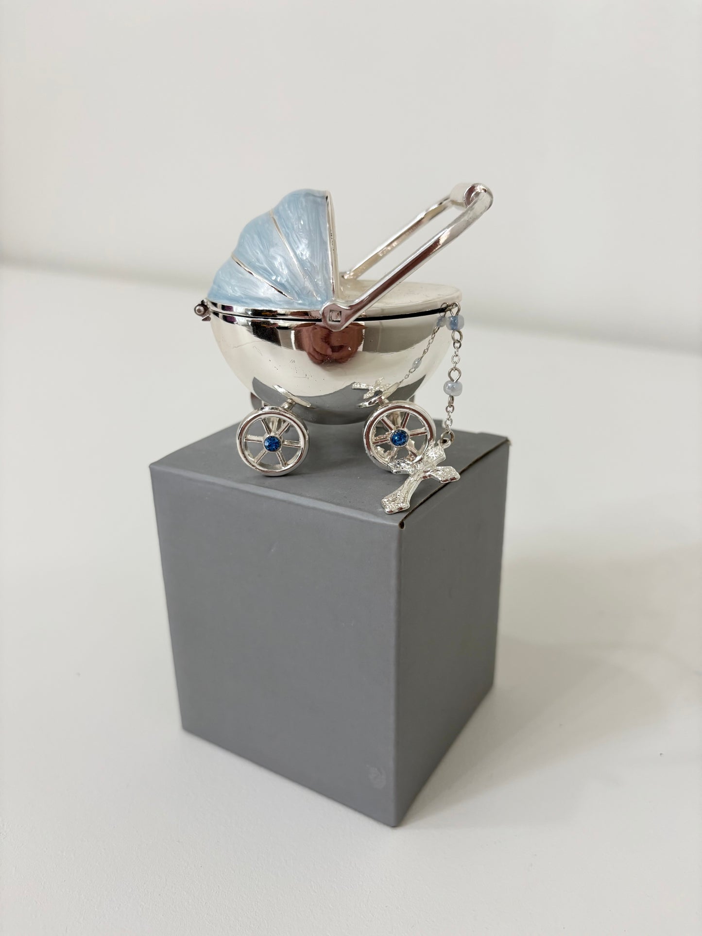 Carriage Keepsake Box and Rosary