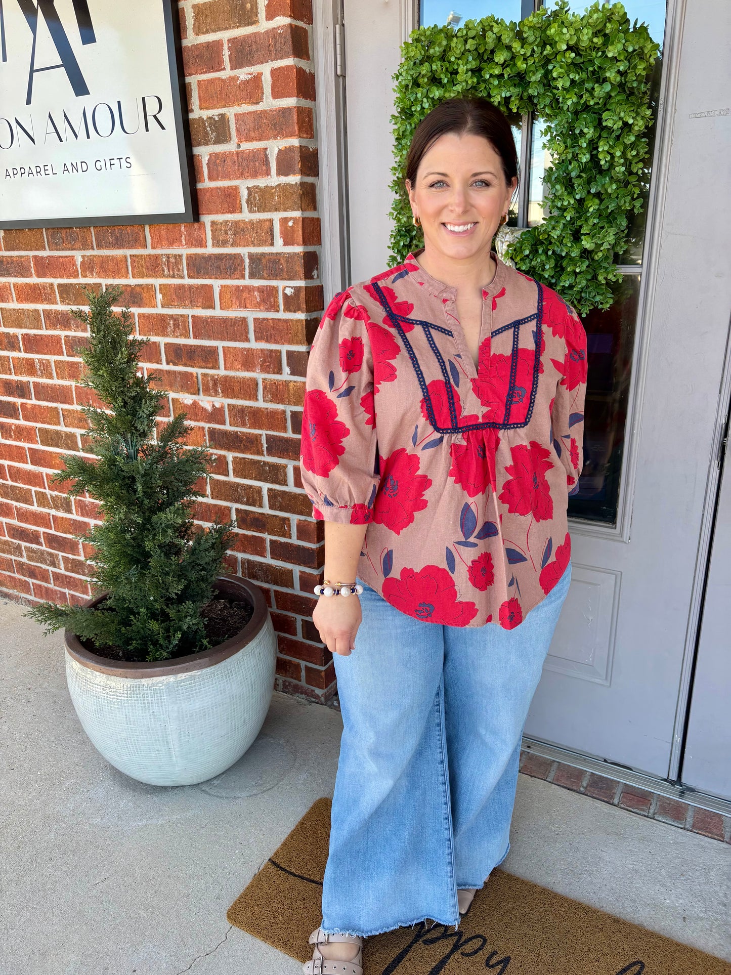Libby Floral Linen Blend Top