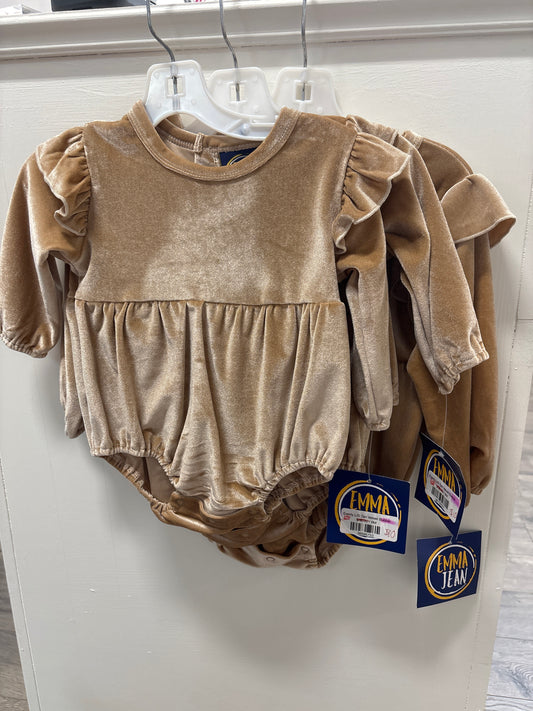 Everly L/S Tan Velvet Bubble