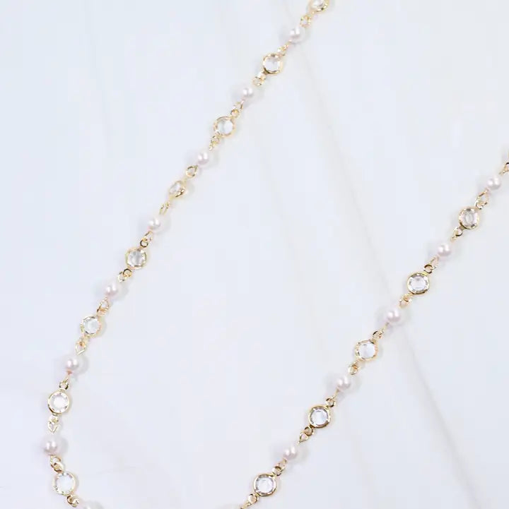Ari Crystal Pearl Necklace Gold