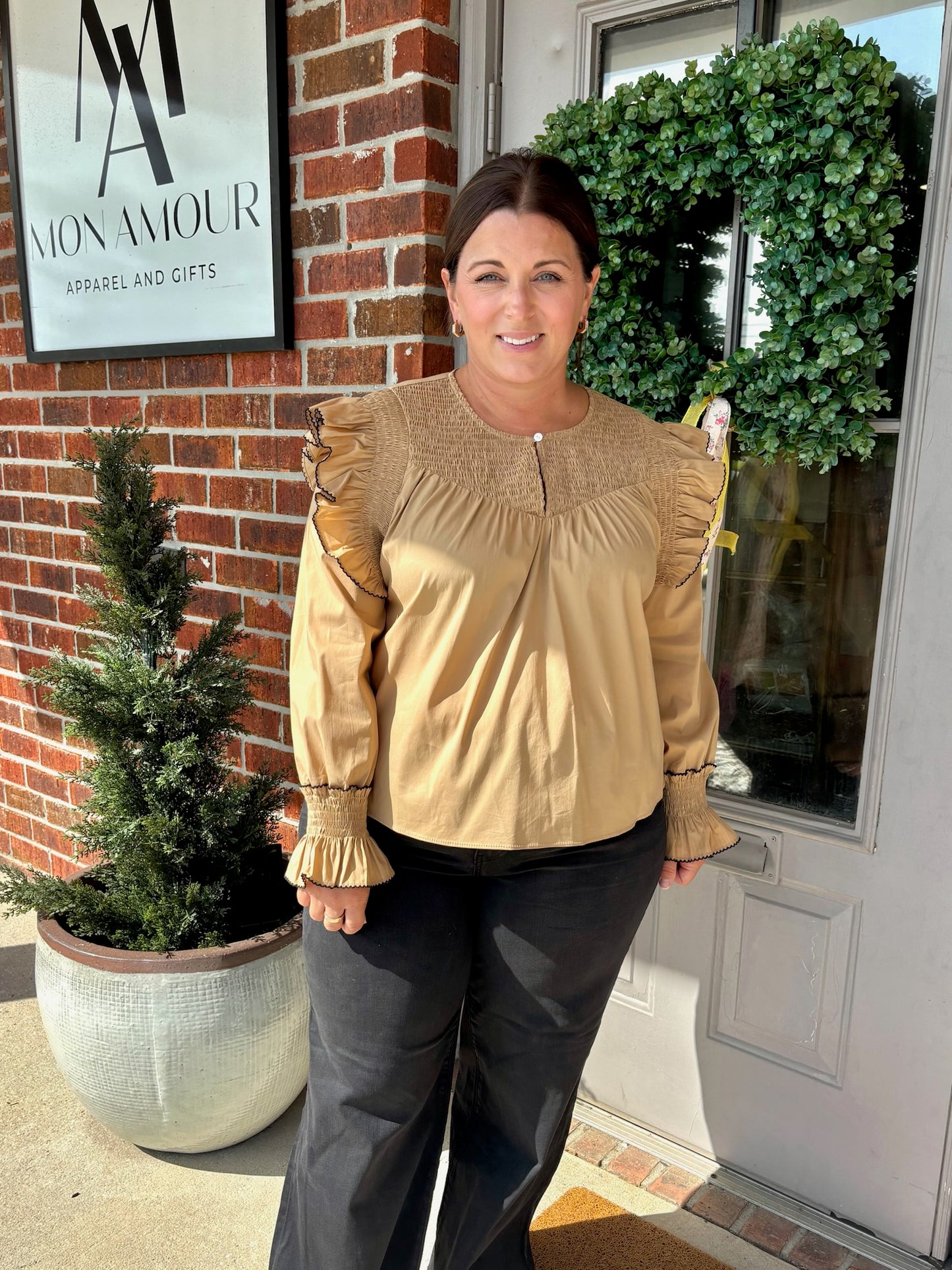 Edgy Elliott Rued Sleeve Top