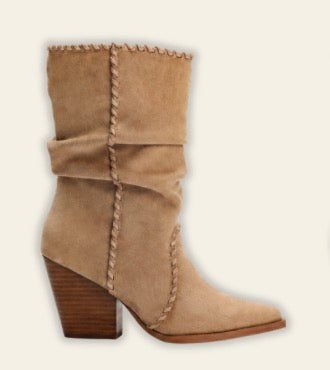 Aria Boot in Apricot