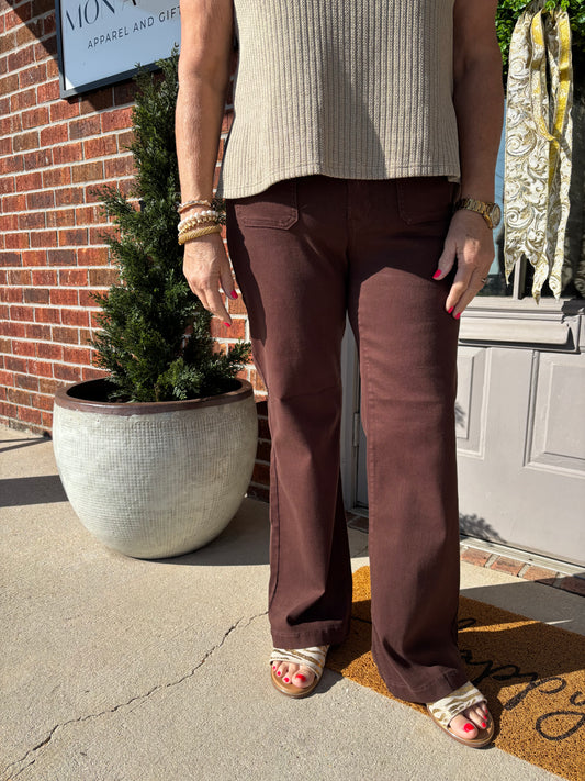 Cocoa Mini Patch Pocket Jean