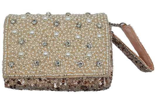 Pearl/Gold Beaded Wristlet