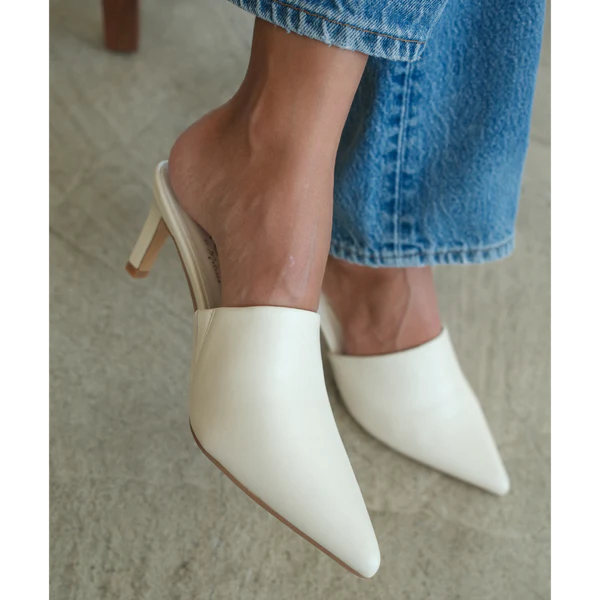 Garret Heeled Mule