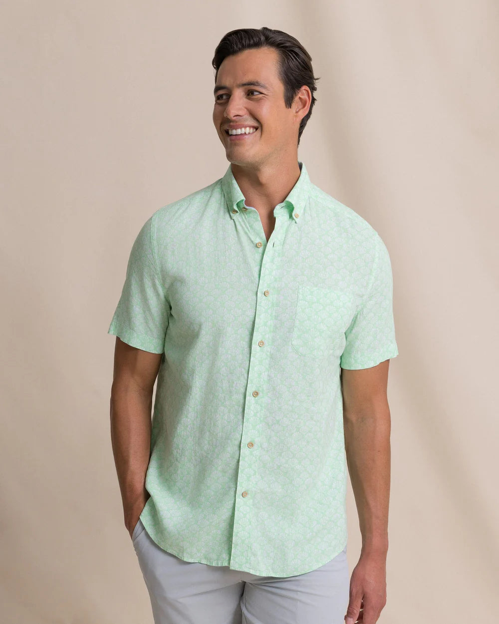 Southern Tide Seashell Cove Linen Rayon Short Sleeve Sport Shirt